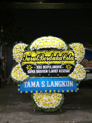 Papan Bunga Duka di Wonotinggal